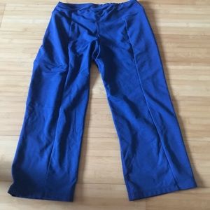Blue crop leggings with flare